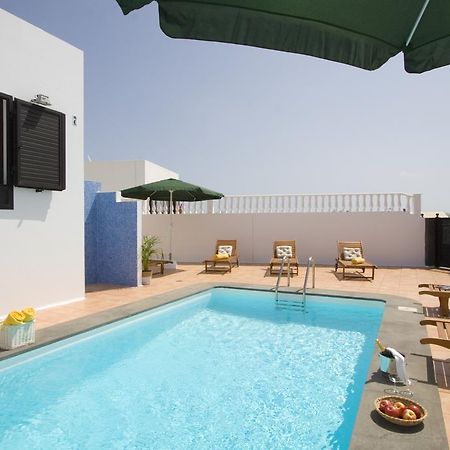Grand Villa Famara Puerto Del Carmen Puerto del Carmen  Oda fotoğraf