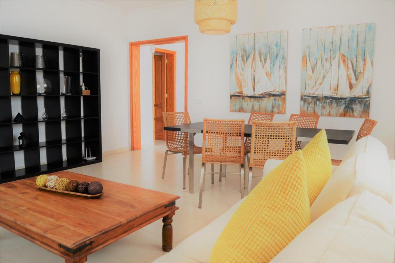 Grand Villa Famara Puerto Del Carmen Puerto del Carmen  Dış mekan fotoğraf